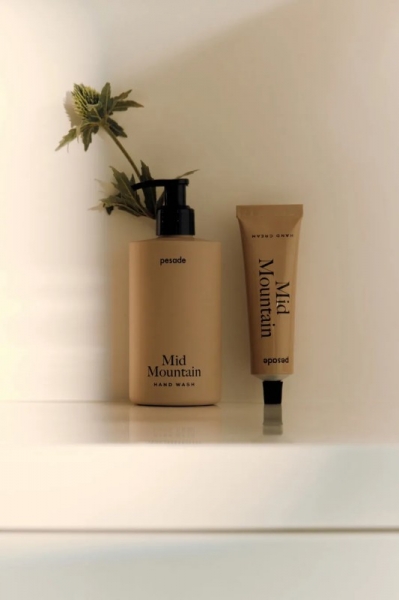 pesade ハンドウォッシュとハンドクリーム
