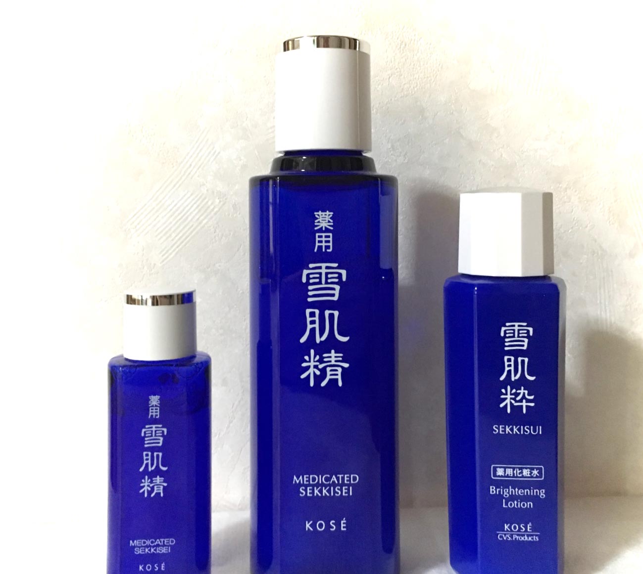 紫外線の多い季節に大活躍 薬用雪肌精 の美白化粧水 そっくりな 雪肌粋 との違いは Jobikai 女美会