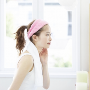 朝洗顔した方がいい？乾燥肌・脂性肌それぞれの必要性【目的別に解説】